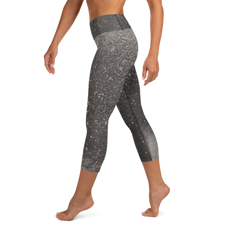 Smoke Yoga Capri Leggings